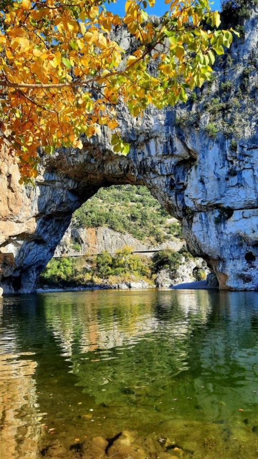 Le Mas Du Paradis Bleu Saint-Andre-de-Cruzieres Buitenkant foto